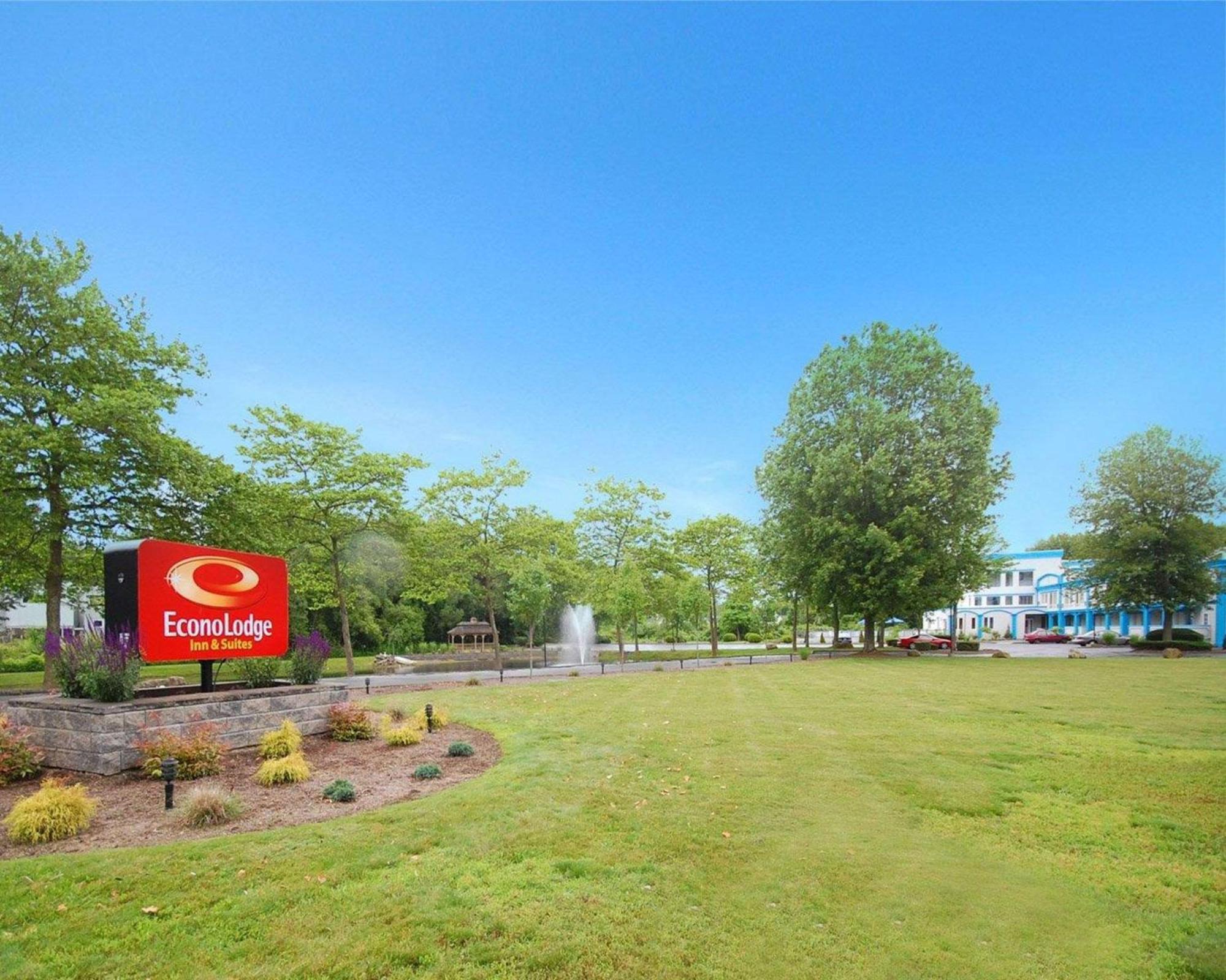 Econo Lodge Inn & Suites Old Saybrook - Westbrook Kültér fotó